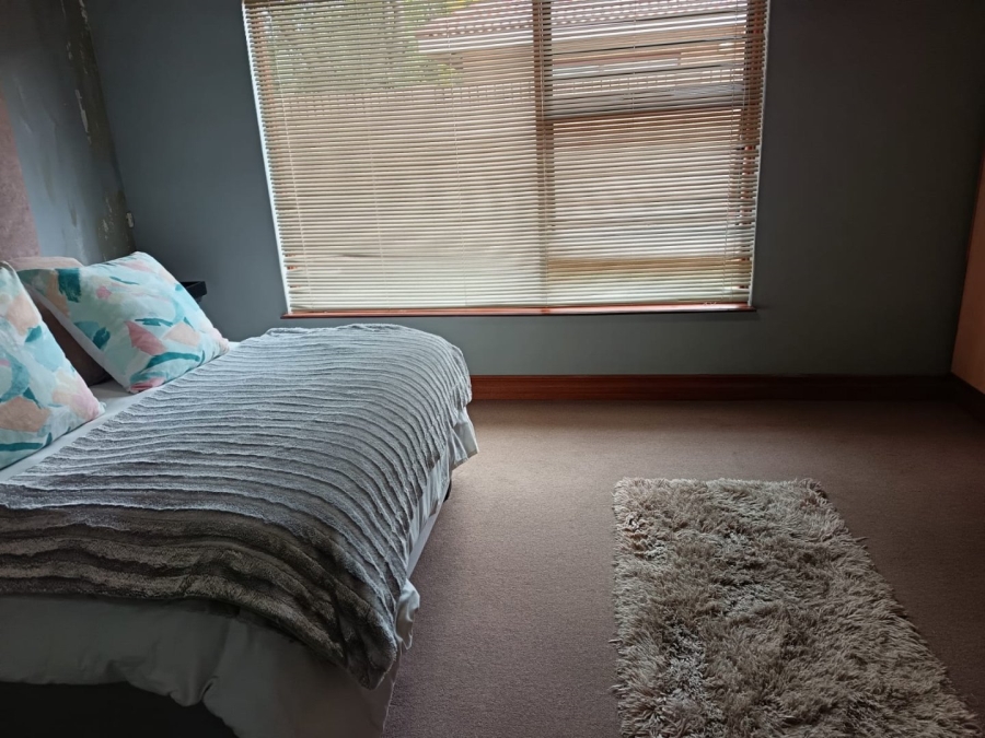 3 Bedroom Property for Sale in Roylglen Gardens Northern Cape